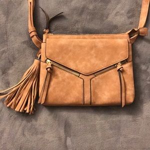 Perfect condition cross body bag.